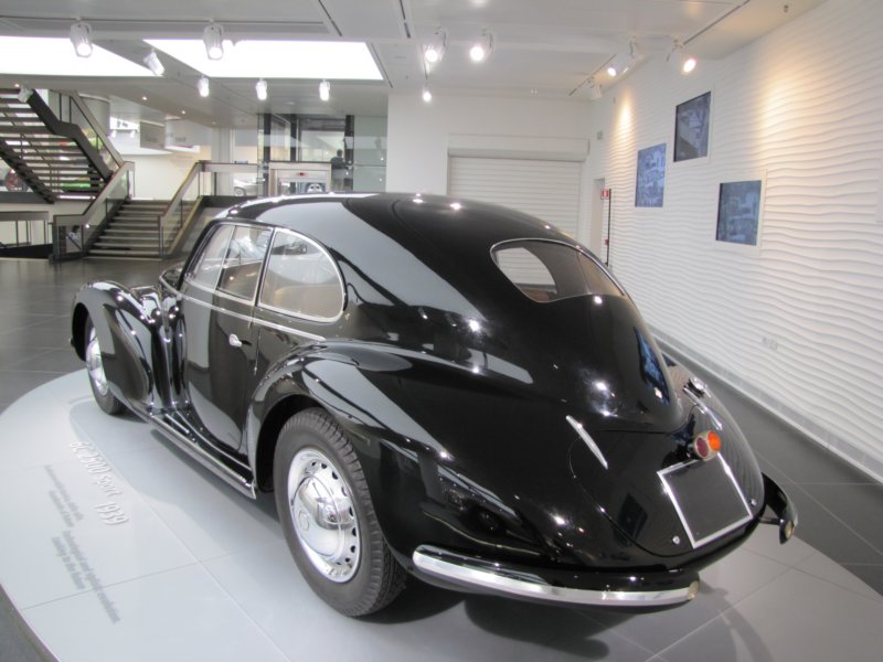 alfaromeo6c2500sport19393.jpg