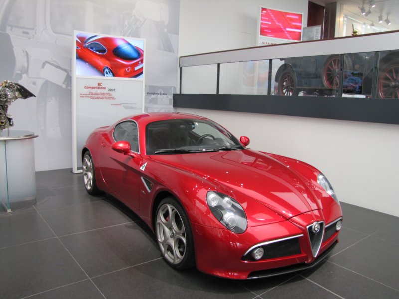 alfaromeo8ccompetizione20072.jpg
