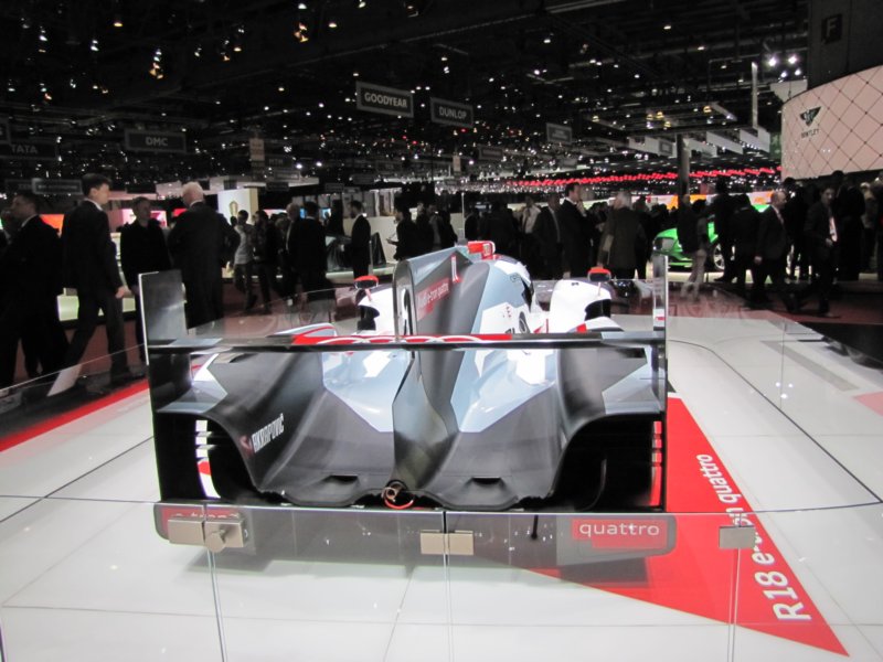 audir18etronquattro.jpg