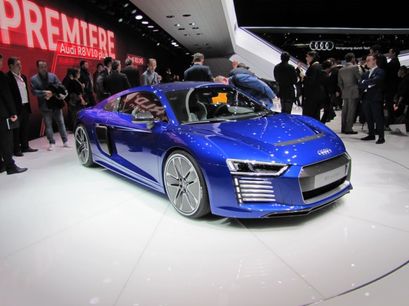 audir8etron2.jpg