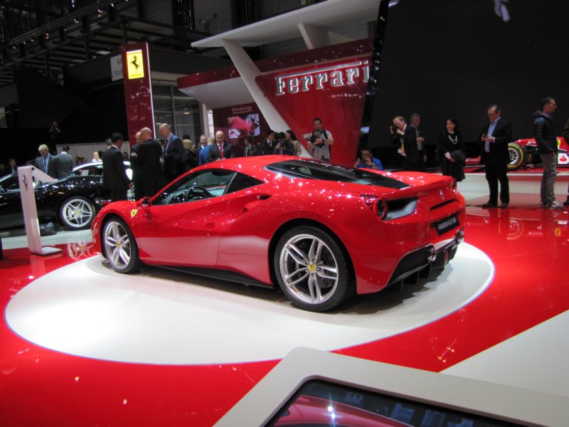 ferrari488gtb112.jpg