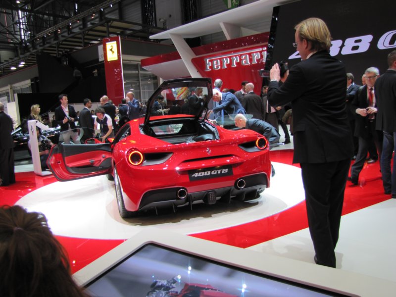ferrari488gtb23.jpg