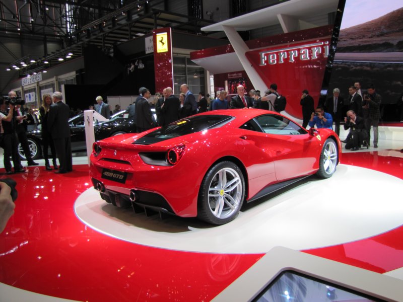 ferrari488gtb71.jpg