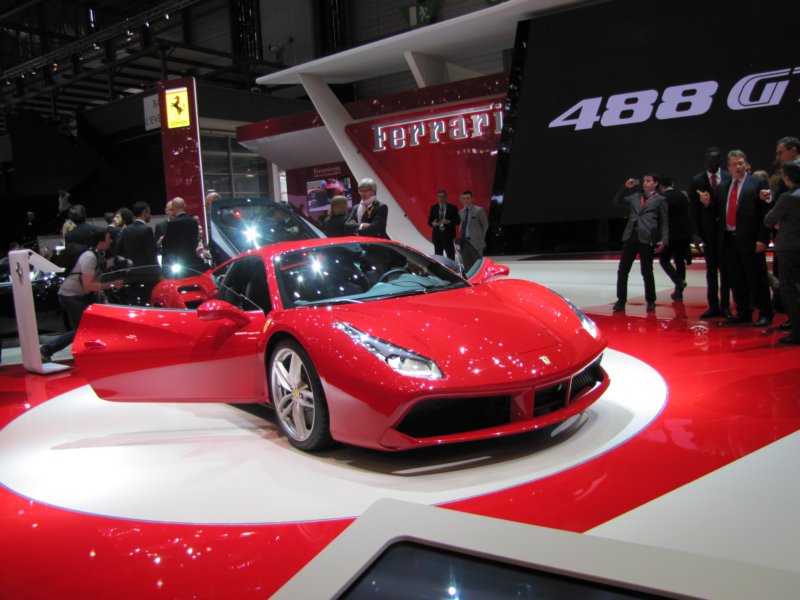 ferrari488gtb92.jpg