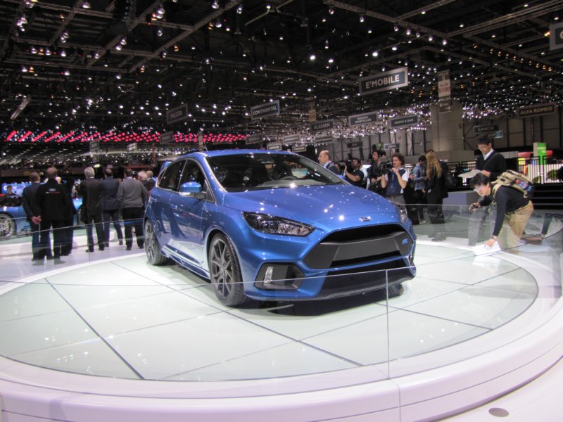 fordfocusrs22.jpg