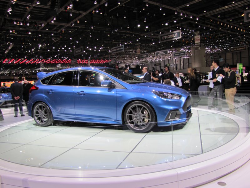 fordfocusrs7.jpg