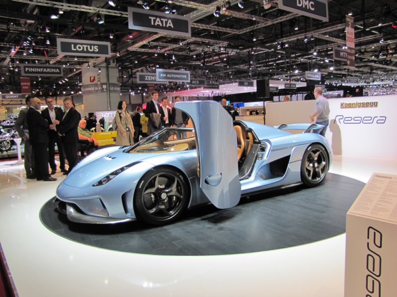 koenigseggregera32.jpg