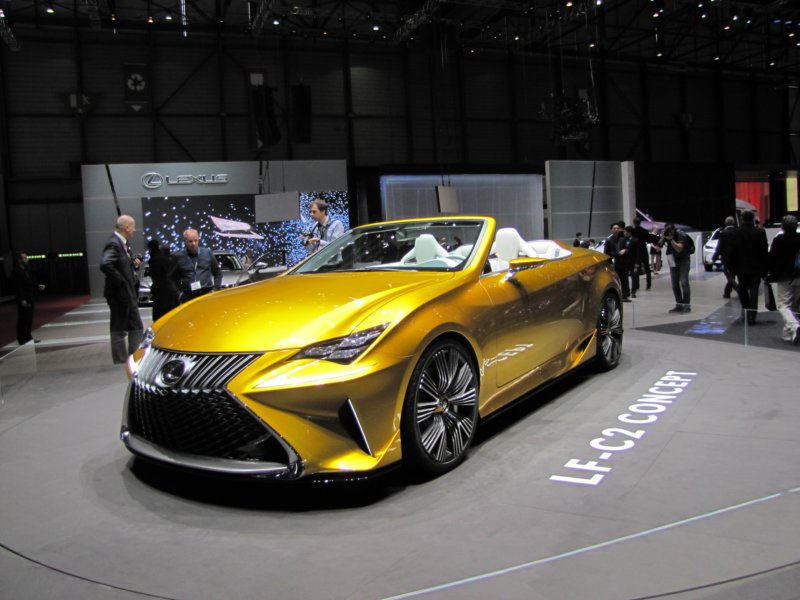 lexuslfc229.jpg