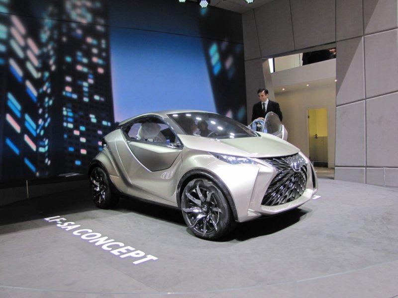 lexuslfsa.jpg