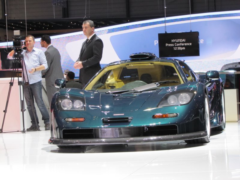 mclarenf1gtlongtail19973.jpg