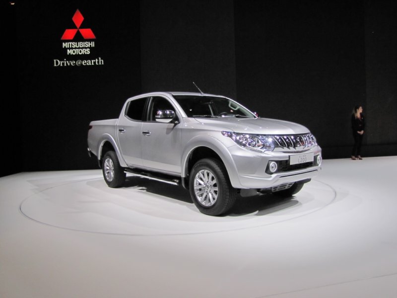 mitsubishil2004.jpg