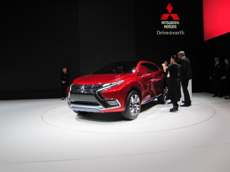 mitsubishixrphevii4.jpg