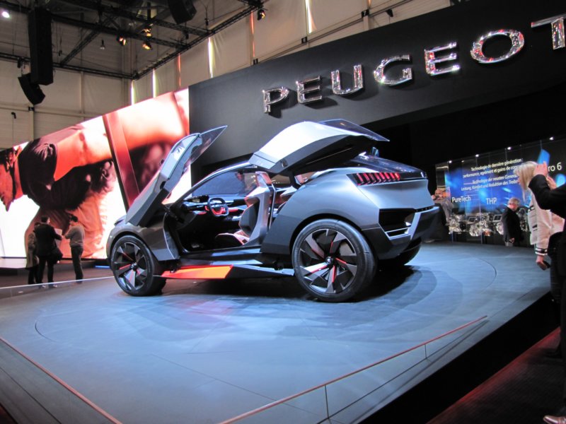 peugeotquartz30.jpg