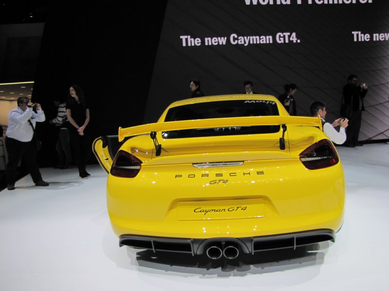 porschecaymangt456.jpg