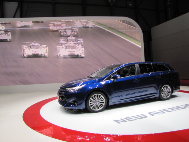 toyotaavensis26.jpg
