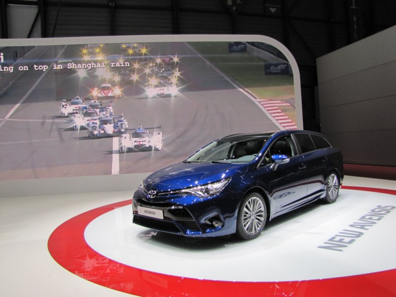 toyotaavensis27.jpg