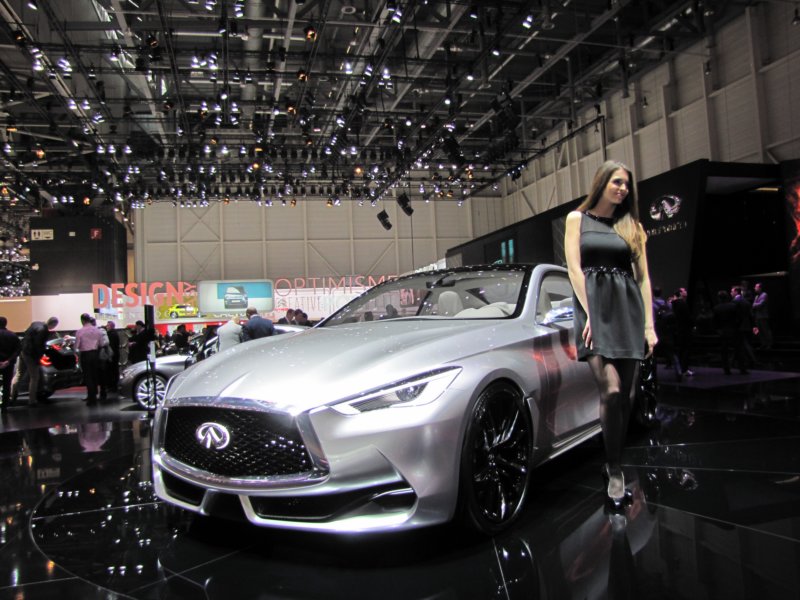 infinitiq6027.jpg