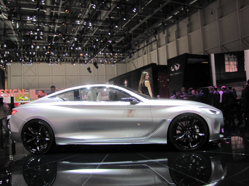 infinitiq6032.jpg