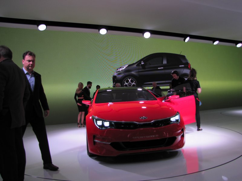 kiasportspace52.jpg