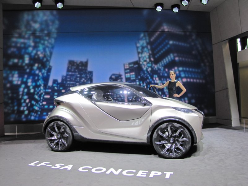 lexuslfsa21.jpg