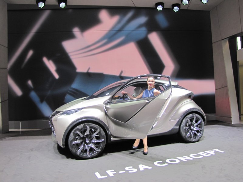 lexuslfsa64.jpg