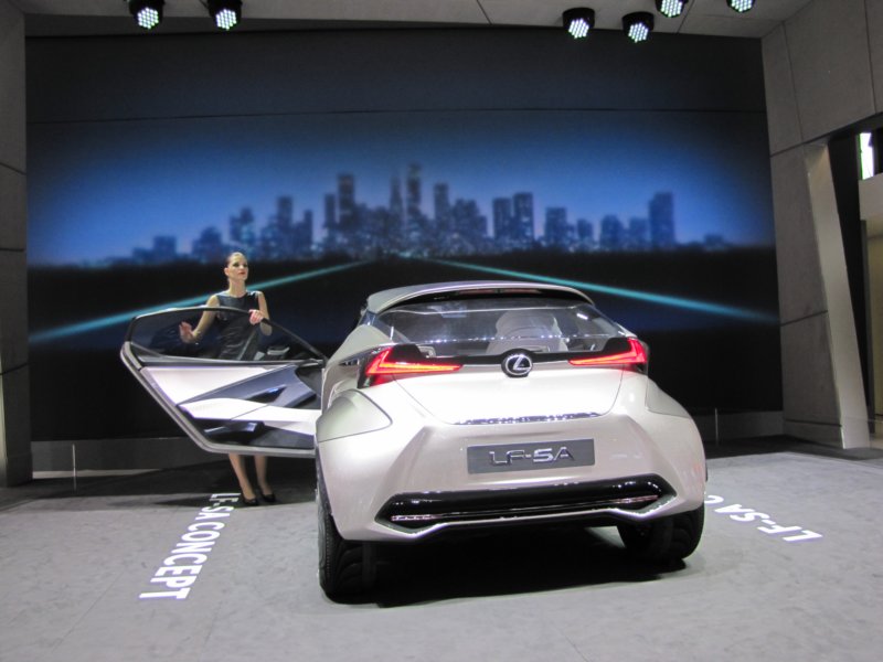 lexuslfsa86.jpg