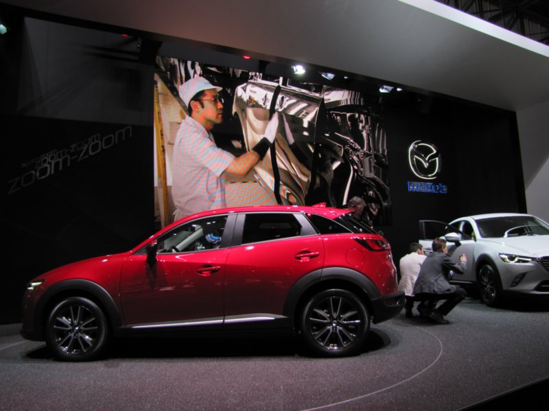 mazdacx333.jpg