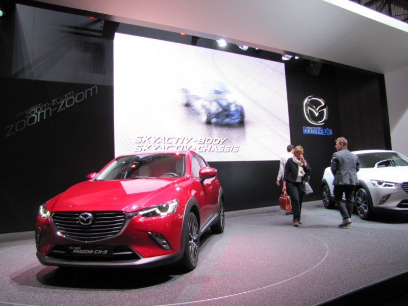 mazdacx348.jpg