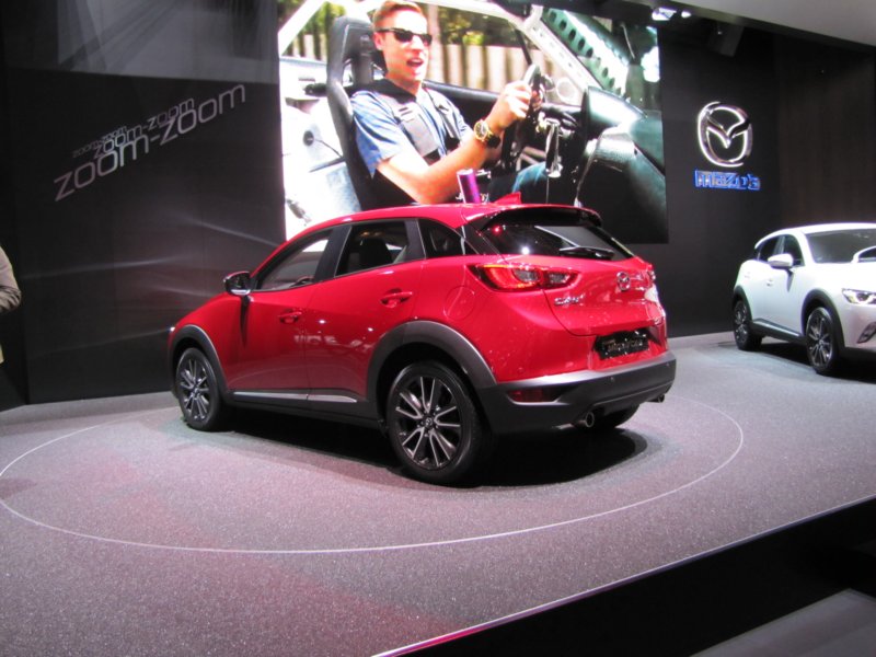 mazdacx359.jpg