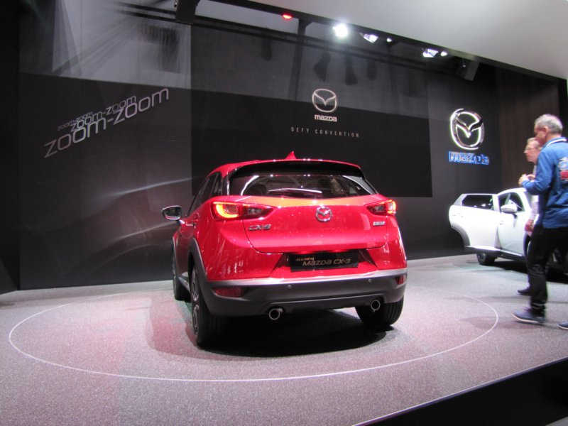 mazdacx39.jpg