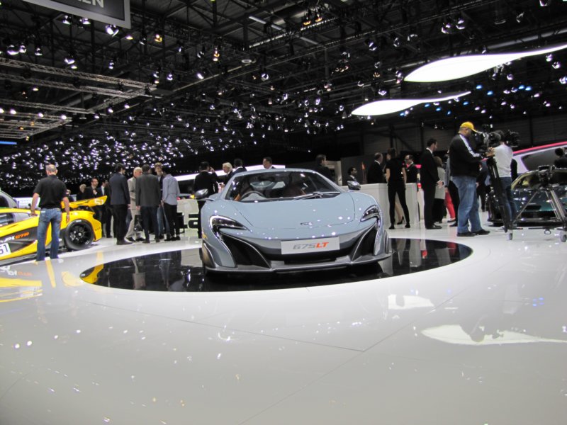 mclaren675lt63.jpg