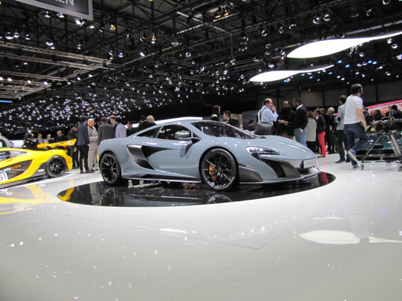 mclaren675lt65.jpg