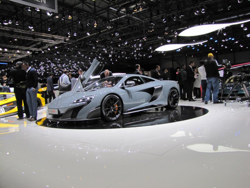 mclaren675lt84.jpg