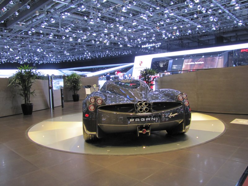 paganihuayra20.jpg