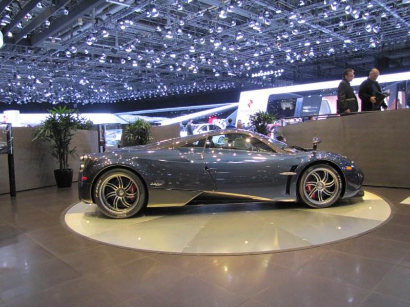 paganihuayra50.jpg