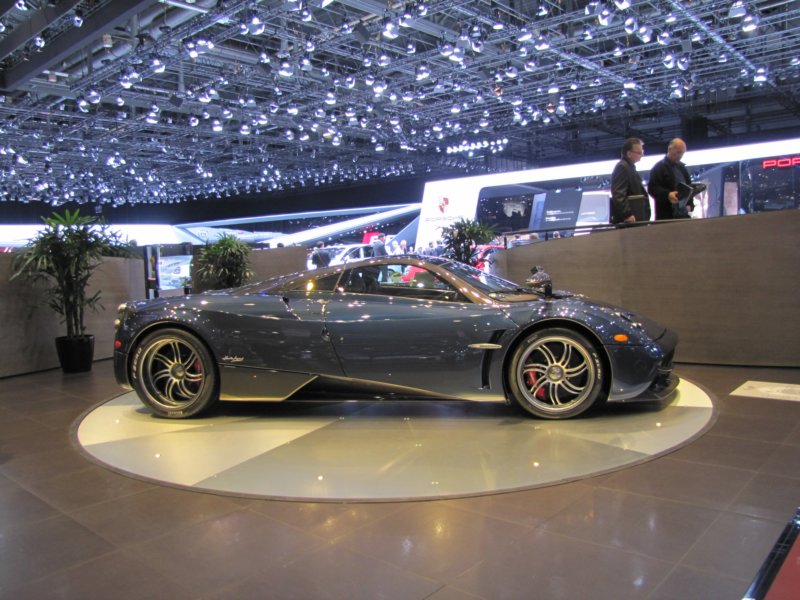 paganihuayra51.jpg