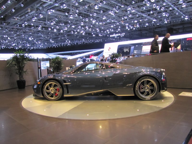 paganihuayra62.jpg