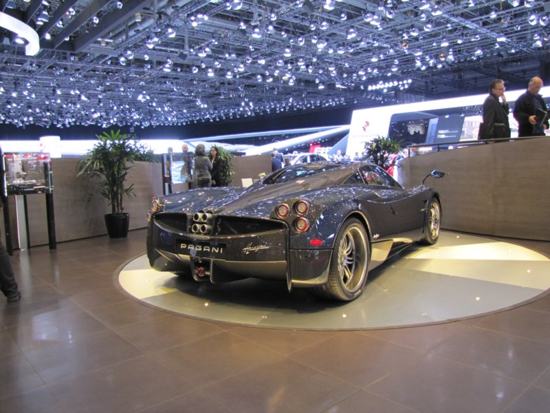 paganihuayra69.jpg