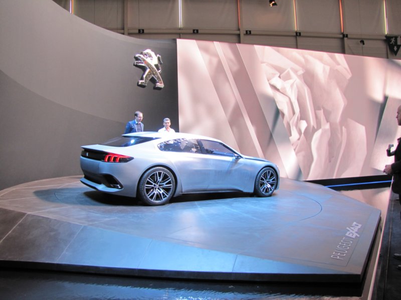 peugeotexalt33.jpg