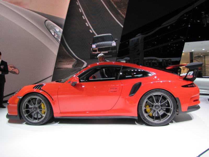 porsche911gt3rs2.jpg