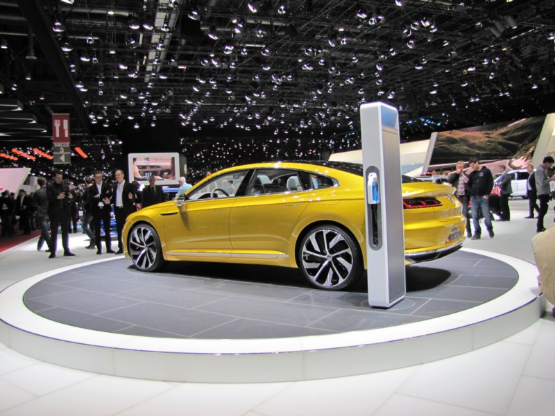 volkswagensportcoupconceptgte3.jpg