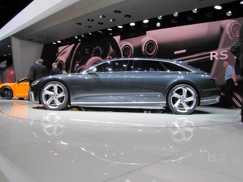 audiprologueavant83.jpg