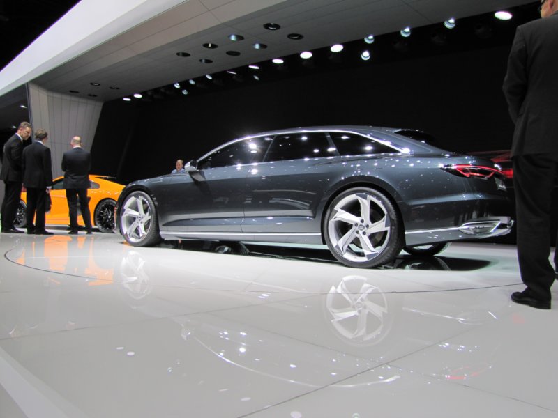 audiprologueavant96.jpg