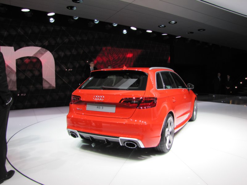 audirs3sportback25tfsiquattrostronic.jpg