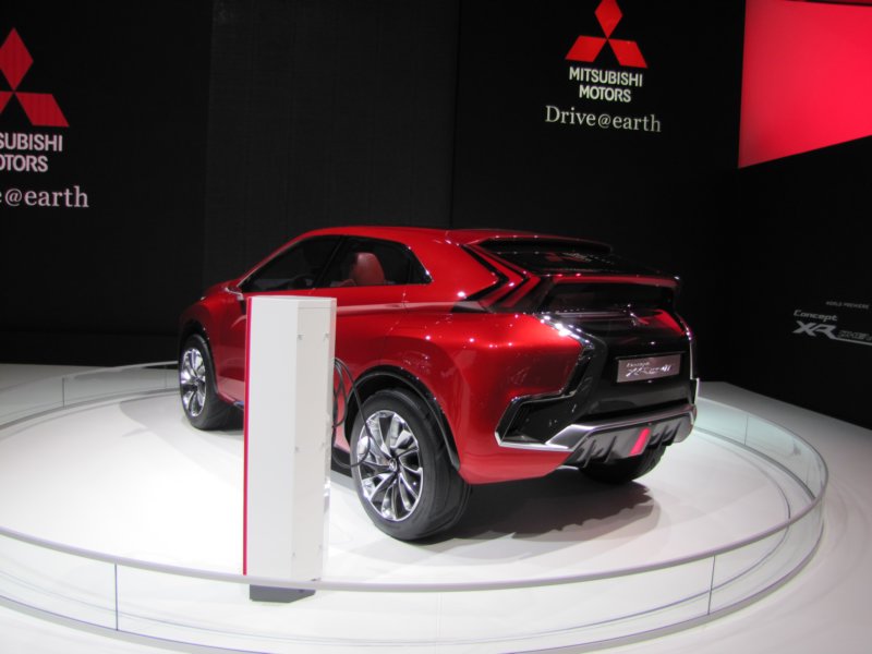 mitsubishixrphevii14.jpg