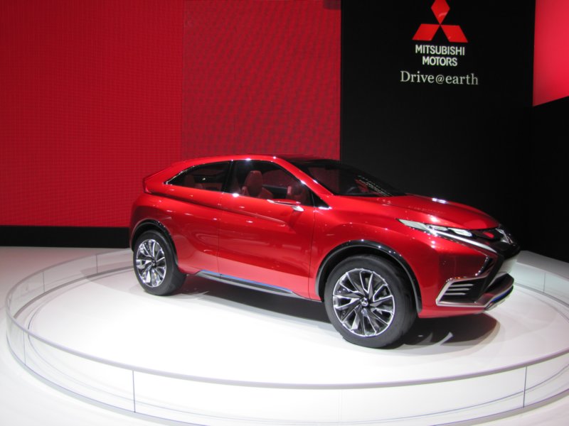 mitsubishixrphevii17.jpg
