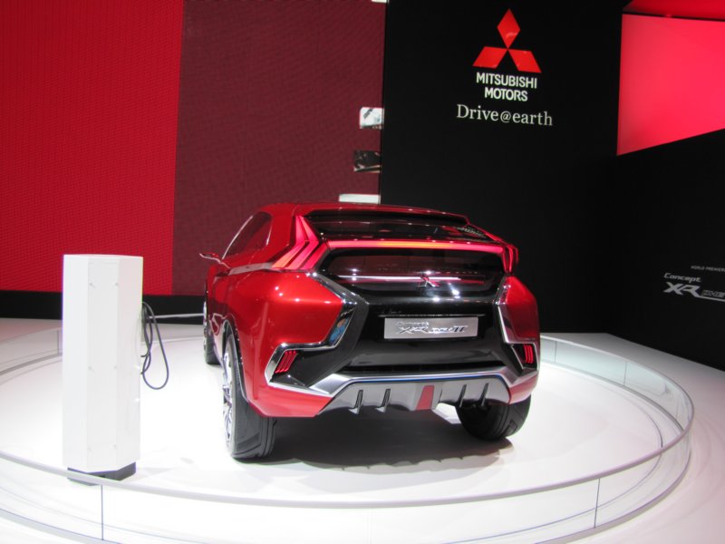 mitsubishixrphevii24.jpg
