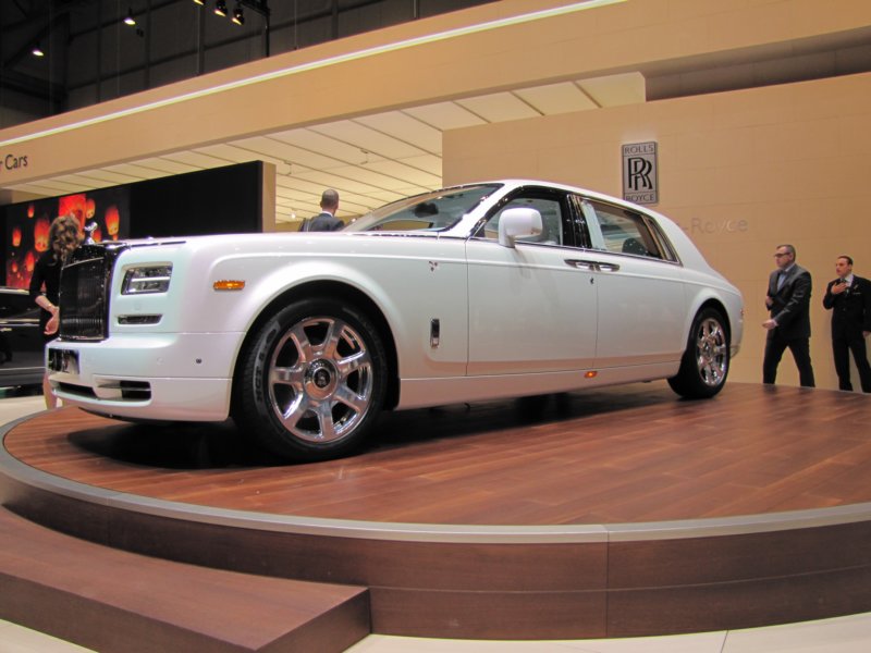 rollsroyceserenityphantomextendedwheelbase18.jpg