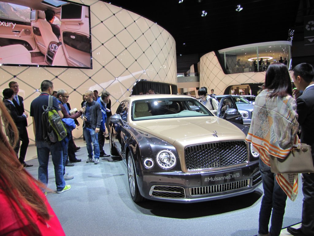 bentleymulsanneewb.jpg