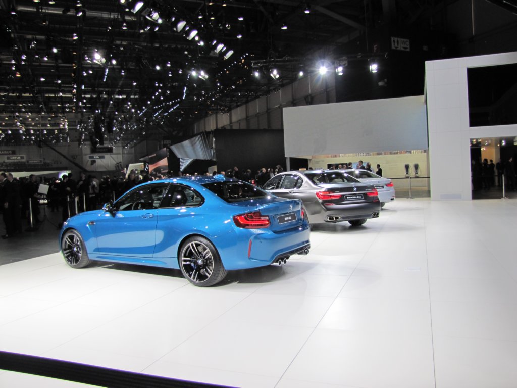 bmwm2coup.jpg